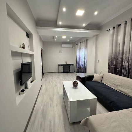 Deluxe Apartment كافالا المظهر الخارجي الصورة
